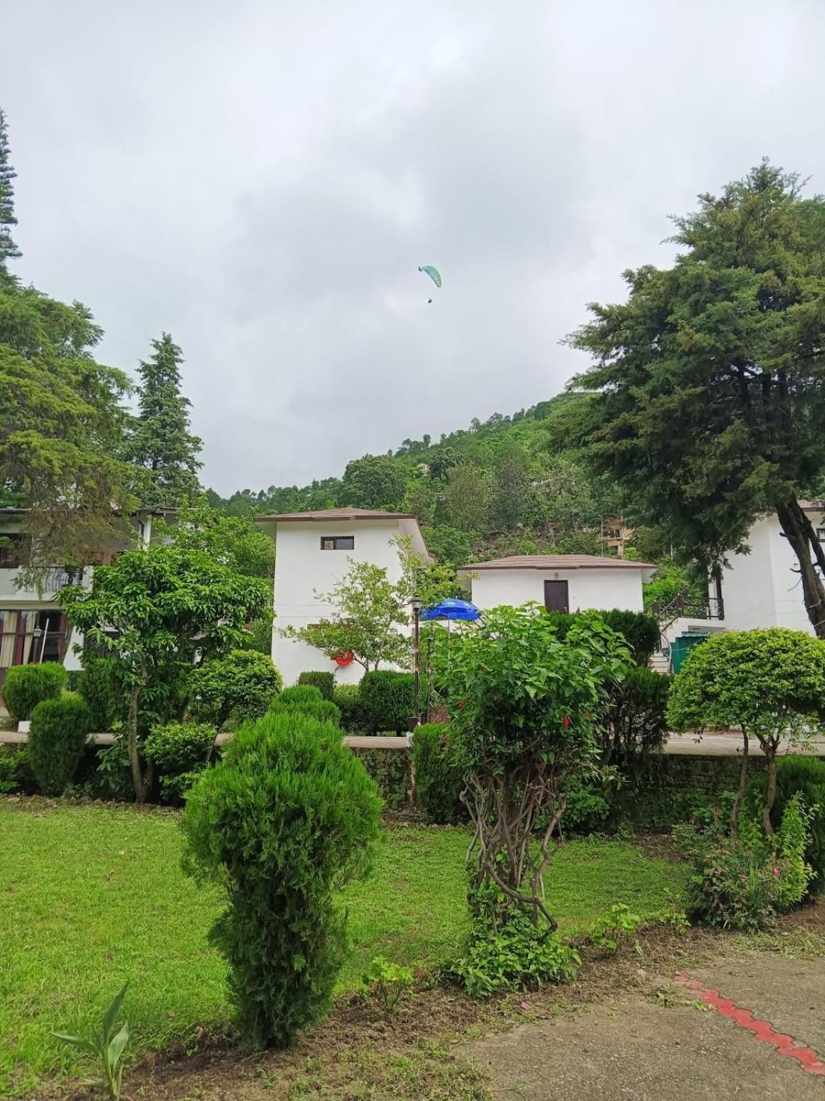 Shikha Resort Ewentbliz Bhīm Tāl 外观 照片
