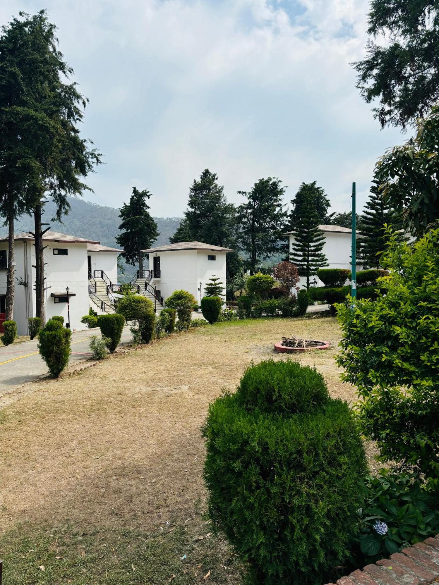 Shikha Resort Ewentbliz Bhīm Tāl 外观 照片