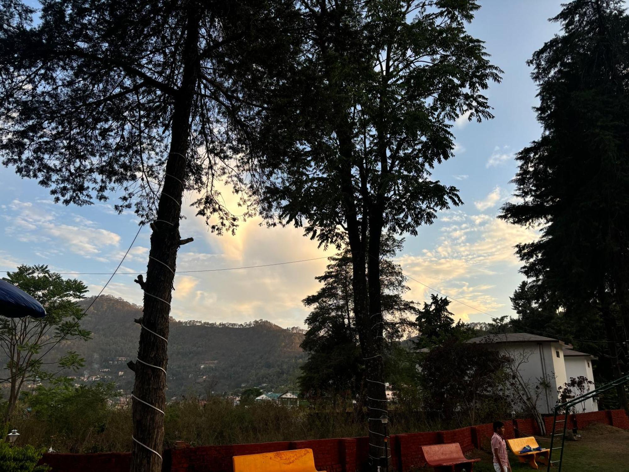Shikha Resort Ewentbliz Bhīm Tāl 外观 照片