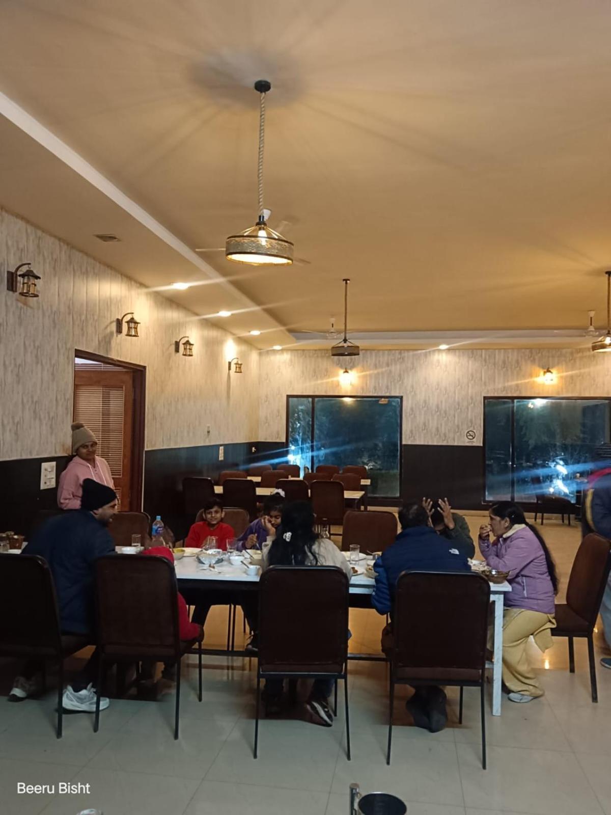 Shikha Resort Ewentbliz Bhīm Tāl 外观 照片