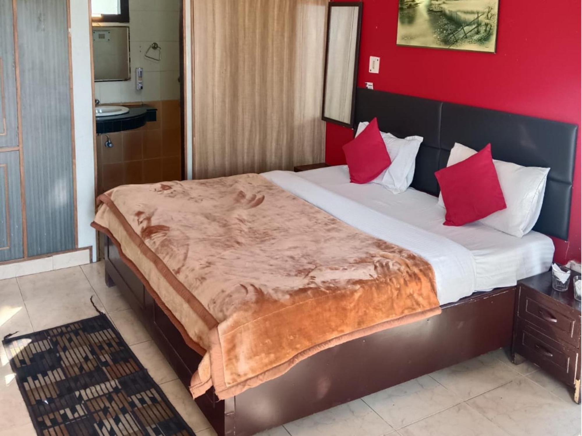 Shikha Resort Ewentbliz Bhīm Tāl 外观 照片
